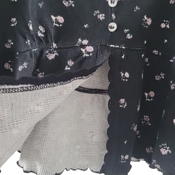 NWT Kirious Long Sleeve Thermal Crop Top M Floral Baby Doll Knit Crochet Trim - Picture 6 of 7